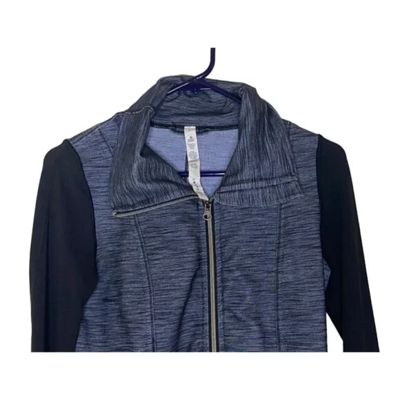 LULULEMON Devine Zip Strech Jacket Womens size 4 Black - Picture 2 of 6